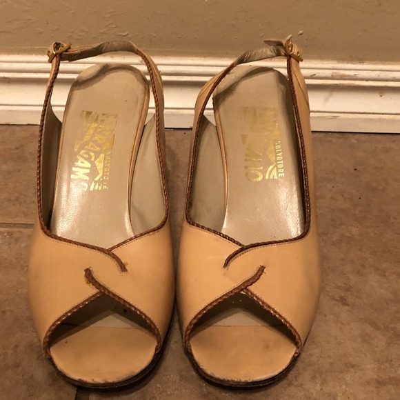 Salvatore Ferragamo Slingback Heels Nude Sz 8.5 - Picture 2 of 9
